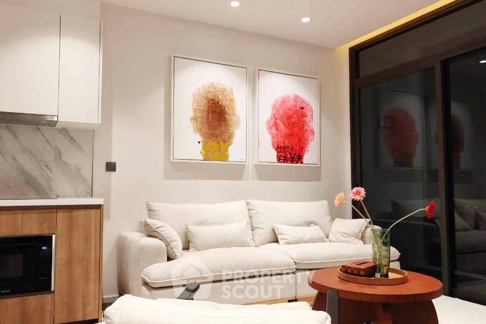 picture 27th-Floor 2-BR Muniq Sukhumvit 23 100m To MRT Sukhumvit (ID 3357894) - 4/16