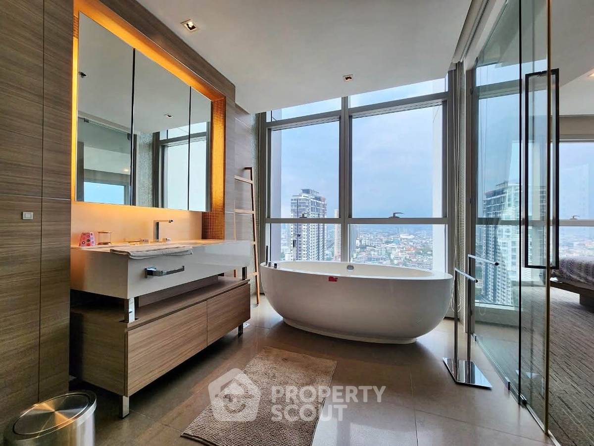 รูป ขายคอนโด 3 ห้องนอน 145 ตร.ม. The River Condominium ใกล้ BTS สะพานตากสิน (ID 3358359) - รูปที่ 16/22