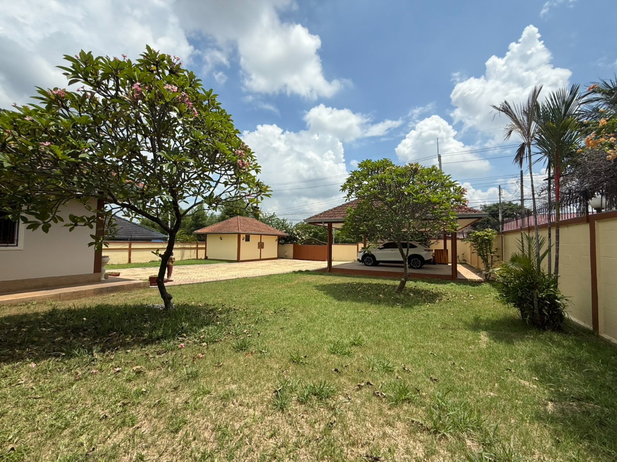 picture Single house for rent, Nongplalai (4 bedrooms, 4 bathrooms) - 18/19