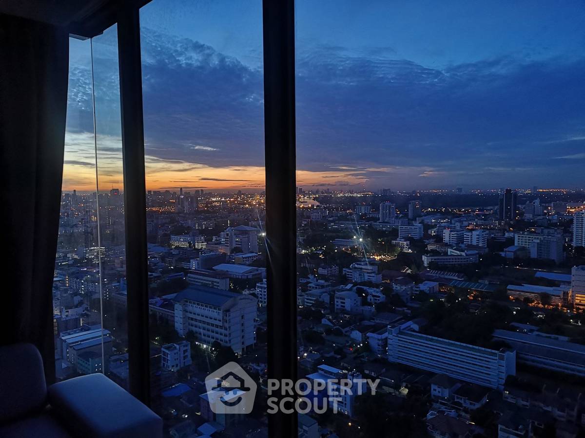 picture 31st-Floor 2-BR Condo At Nara 9 By Eastern Star Near BTS Chong Nonsi (ID 514460) - 38/43