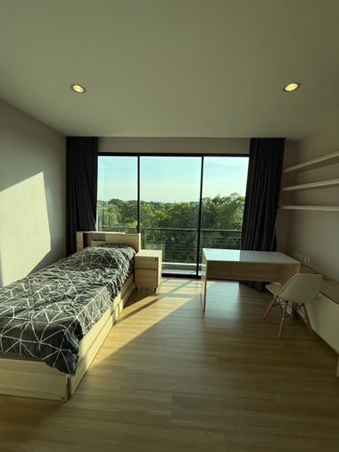 ให้เช่าทาวน์โฮม 3 ห้องนอน 230 ตร.ม. 21.2 ตร.ว. เนอวานา ดีฟายน์ ศรีนครินทร์ - พระราม 9