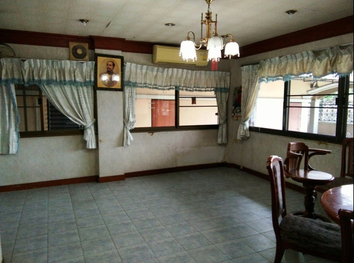 รูป ให้เช่าบ้านเดี่ยว 160 ตร.ว. 2 ชั้น 4 ห้องนอน 3 ห้องน้ำ หมู่บ้านสินบดี 3 ซอยประชาอุทิศ 72 - รูปที่ 21/25
