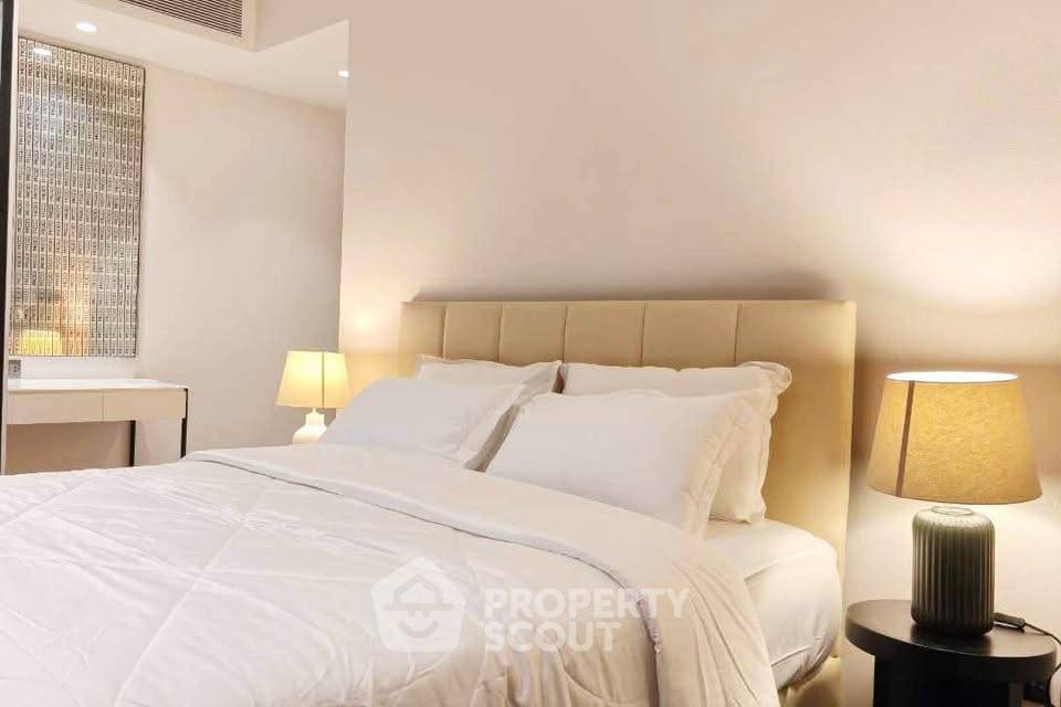 picture 27th-Floor 2-BR Muniq Sukhumvit 23 100m To MRT Sukhumvit (ID 3357894) - 12/16