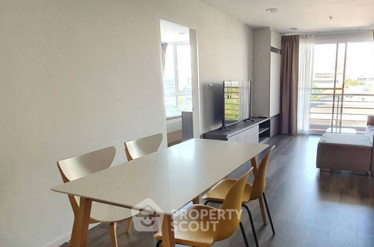 picture 2-BR Condo at Serene Place Sukhumvit 24 Condominium near BTS Phrom Phong (ID 3039262) - 1/4