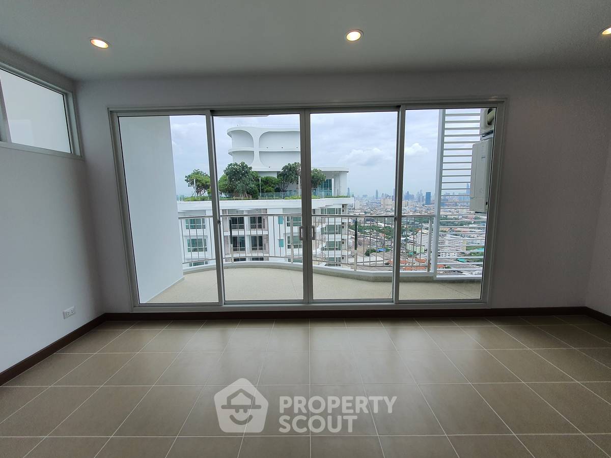picture 4-BR Condo at Supalai Prima Riva Rama 3 - Narathiwas in Chong Nonsi (ID 3358225) - 34/44