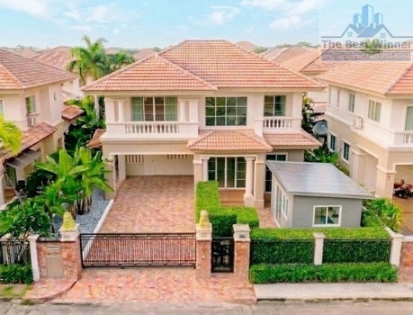 Houses for rent : 🚩🍀⭐ Flood-free zone! 💦 Massive price drop! For Rent: A beautiful, spacious home at Nantawan Suan Luang—brand-new renovation. ✅