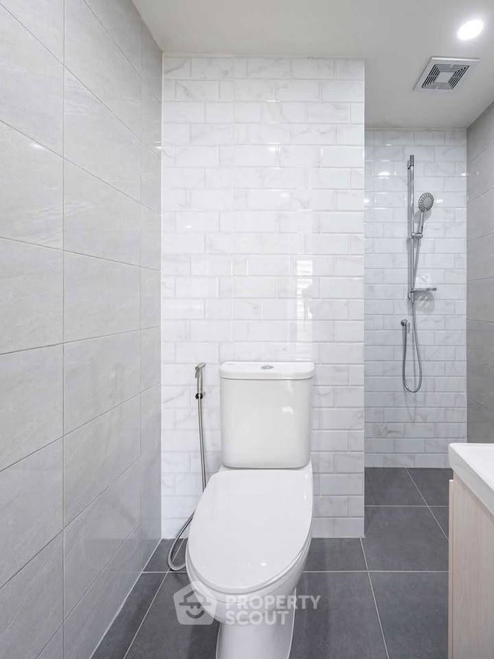 picture Spacious 2-BR 117 Sqm At Saranjai Mansion Near BTS Nana (ID 3092404) - 20/47