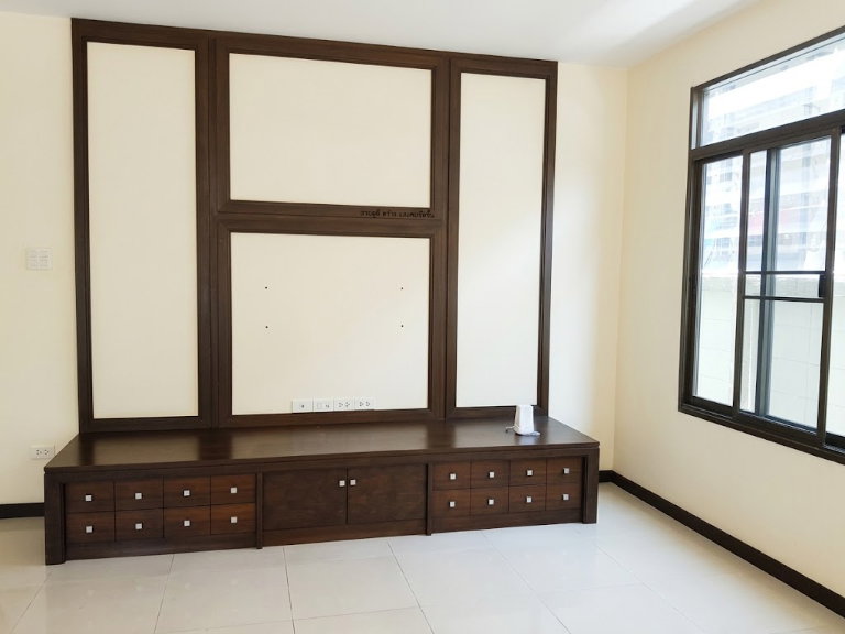 รูป ขายถูก บ้านเดี่ยว 3 ชั้น บ้านวรินทร รัชดา 18 - รูปที่ 4/8