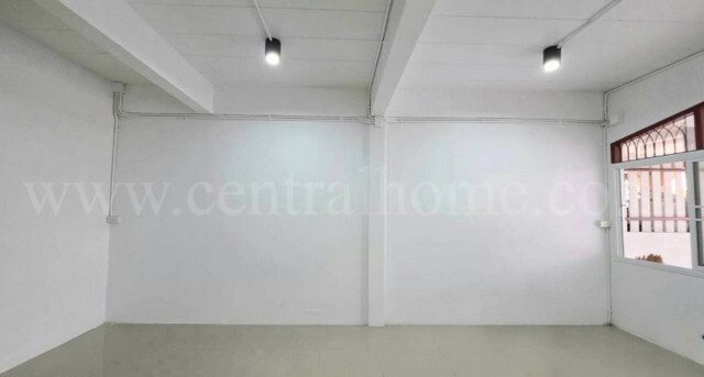 รูป ทาวน์เฮ้าส์ สนามบินน้ำ ซอยนนทบุรี 20 (ซอยโรงน้ำแข็ง) รีโนเวทใหม่ หลังริม ราคาถูก - รูปที่ 8/22
