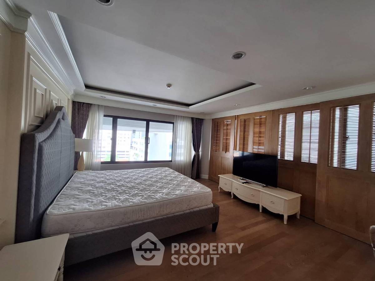 รูป คอนโด 3-ห้องนอน ที่ เลอ รัฟฟิเน่ สุขุมวิท 24 คอนโดมิเนียม ใกล้ BTS พร้อมพงษ์ (ID 1955068) - รูปที่ 11/17