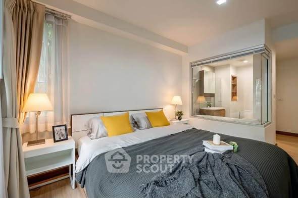 picture 2-BR Condo At The Seed Musee Sukhumvit 26 Near BTS Phrom Phong (ID 3358339) - 2/5