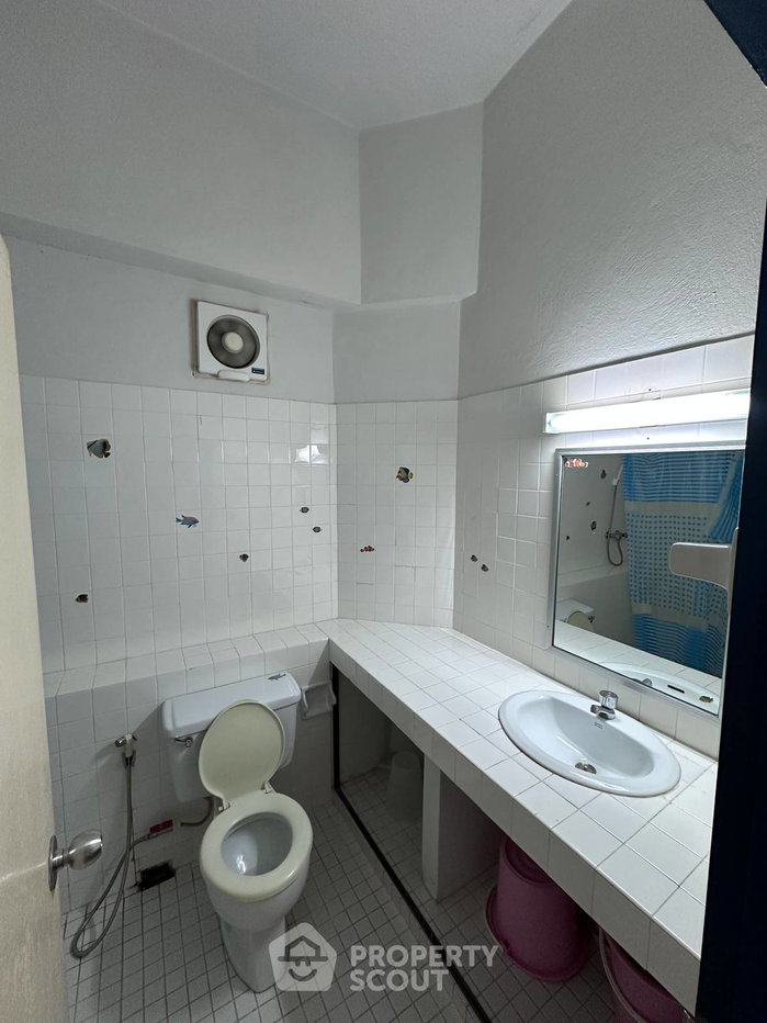 picture 1-BR Condo at Cha-am Condominium in Cha-Am (ID 3282871) - 7/15