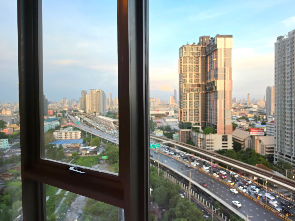 รูป อาคาร A**ห้องใหม่มือ 1 แต่งเสร็จ ให้เช่าเลยครับ วิวสวยมากๆ** Regent Home วุฒากาศ ทำเล BTS วุฒากาศเพียง 300 เมตร พร้อมอยู่ มีเครื่องซักผ้า!! - รูปที่ 32/51