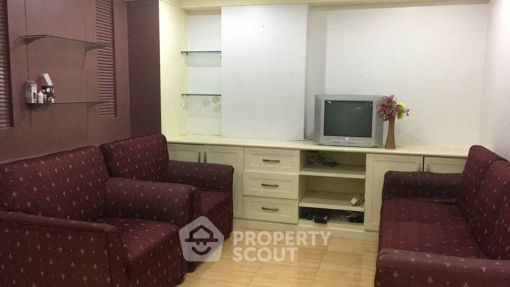 รูป คอนโด 1 ห้องนอน ที่ 15 Suite Condominium ใกล้ ARL Makkasan (ID 371935) - รูปที่ 3/4