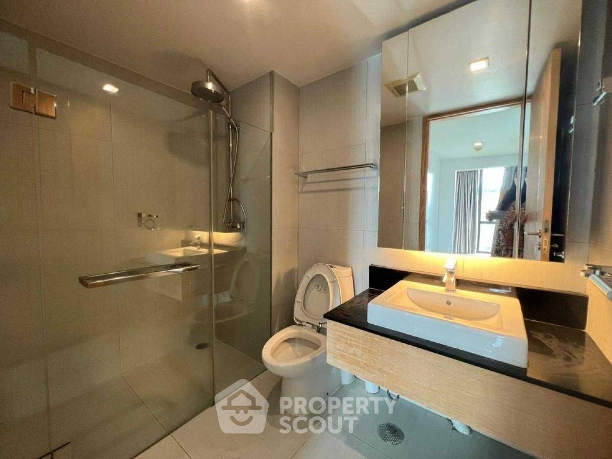 picture 1-BR Condo at Socio Ruamrudee near BTS Nana (ID 1552802) - 9/10