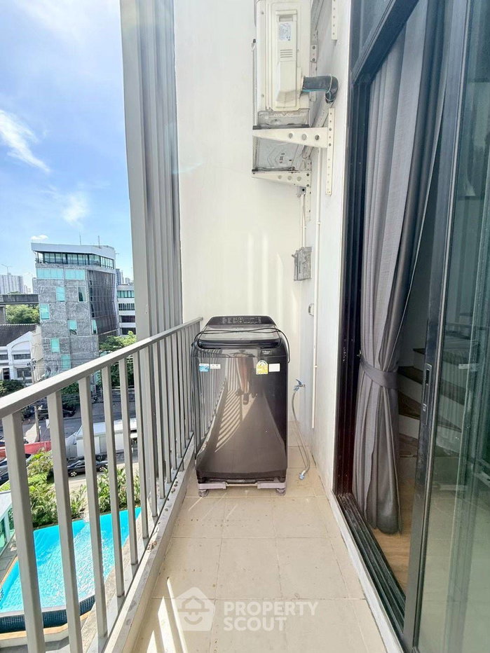 picture 1-BR Condo at Beyond Sukhumvit near BTS Udom Suk (ID 3348665) - 8/17