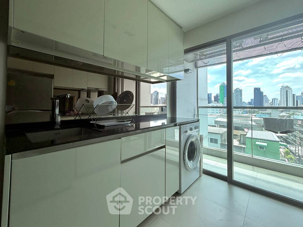 รูป คอนโดหนึ่งห้องนอน The Room Charoenkrung 30 ใกล้ BTS สะพานตากสิน (ID 3358100) - รูปที่ 10/12