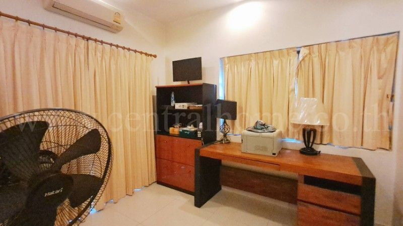 รูป บ้านเดี่ยว พูลวิลล่า 3 ชั้น ซ.เทพนิมิตร บางละมุง สำหรับพักอาศัย หรือลงทุน ราคาถูกมาก - รูปที่ 14/20