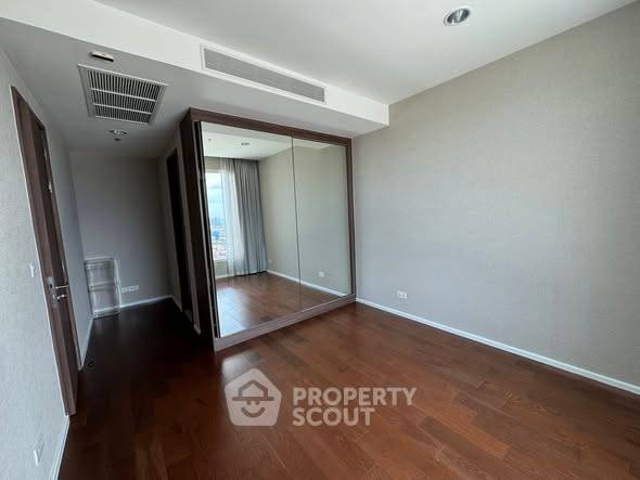 picture 2-BR Condo at Menam Residences in Wat Phraya Krai (ID 3360407) - 2/15