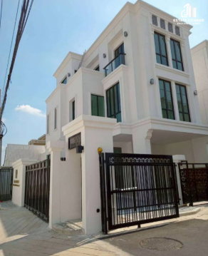 รูป ขาย บ้านเดี่ยว หมู่บ้าน THE MASTER เอกมัย – สุคนธสวัสดิ์ 3 ห้องนอน 4 ห้องน้ำ 4 ที่จอดรถ - รูปที่ 3/10