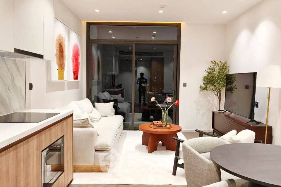 picture 27th-Floor 2-BR Muniq Sukhumvit 23 100m To MRT Sukhumvit (ID 3357894) - 1/16
