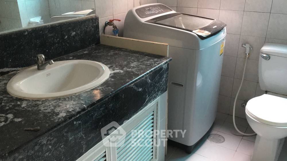 รูป คอนโด 1 ห้องนอน ที่ 15 Suite Condominium ใกล้ ARL Makkasan (ID 371935) - รูปที่ 2/4