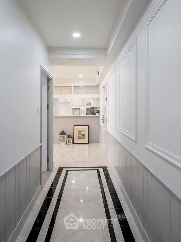 picture Spacious 2-BR 117 Sqm At Saranjai Mansion Near BTS Nana (ID 3092404) - 22/47