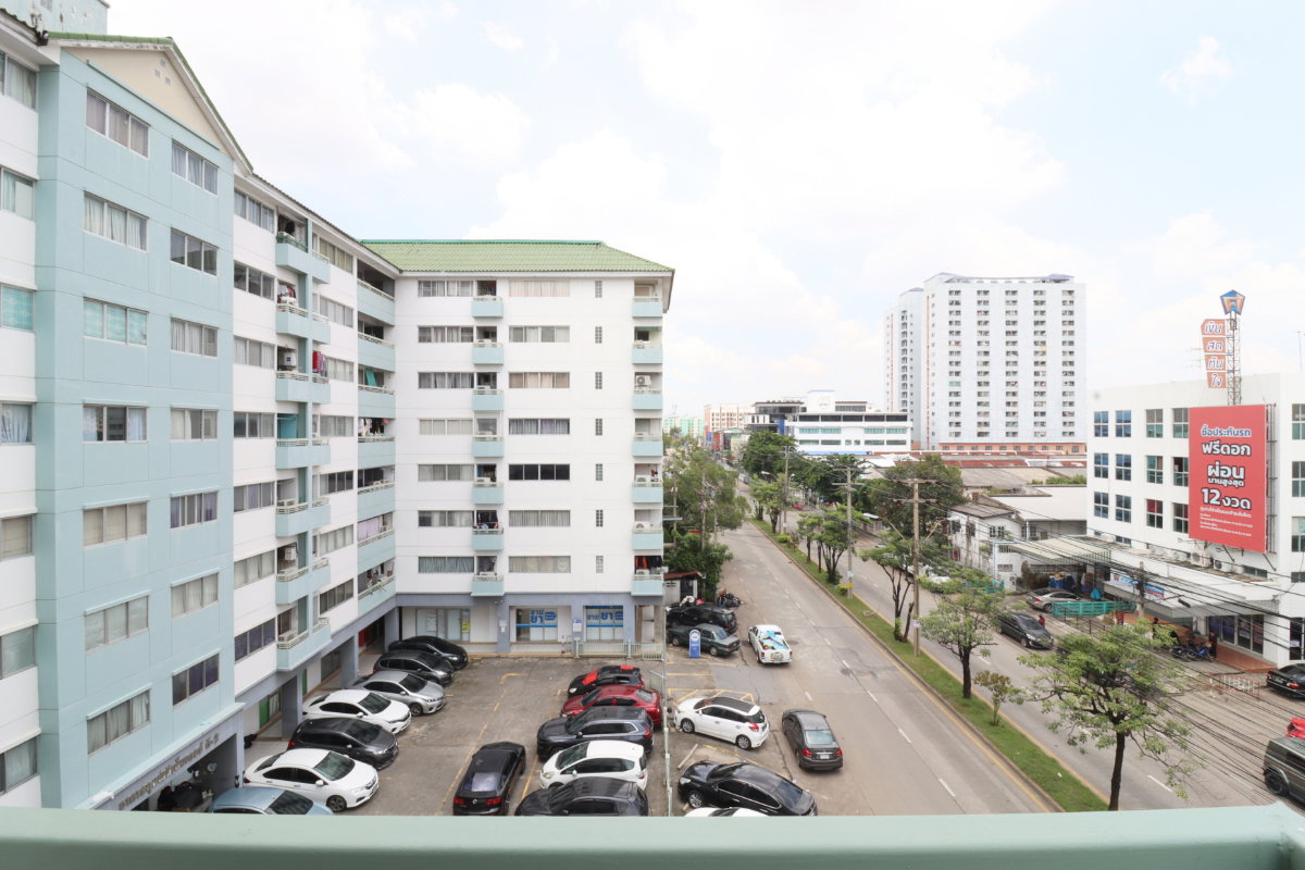 picture Sale condo at Lumpini Happyland - 4/4