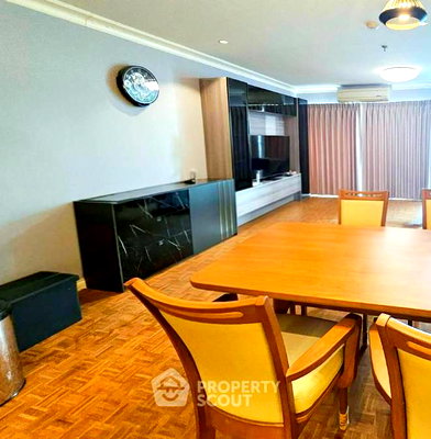 Condos for sale : 60m To BTS Saint Louis, 2-BR Condo For Sale At Silom Suite Condominium (ID 3005552)