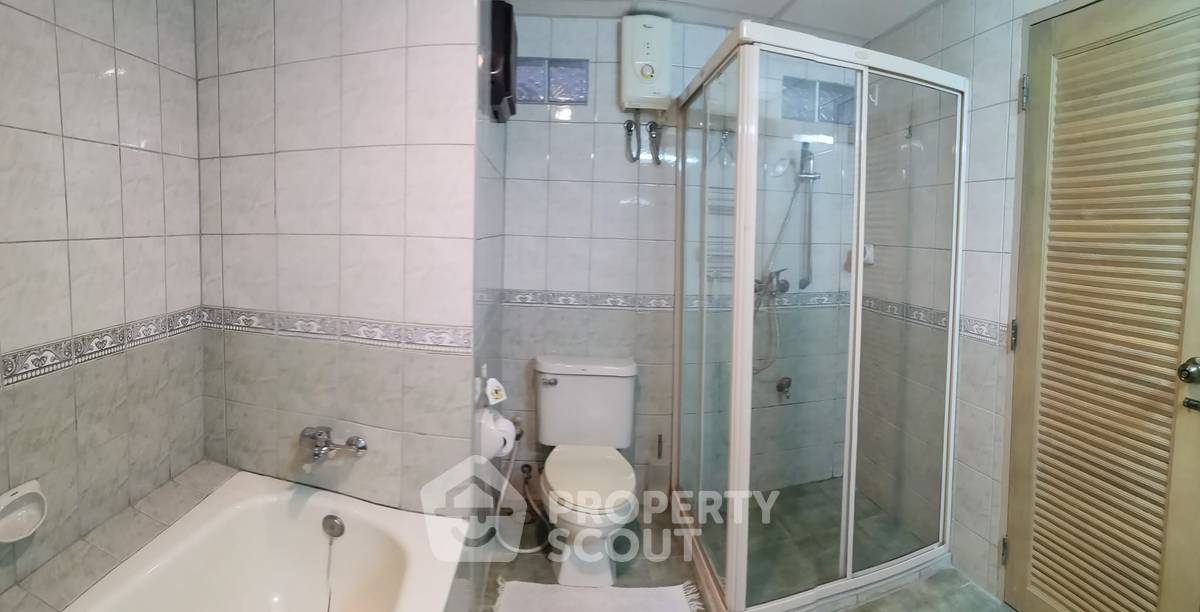 รูป คอนโด 2-ห้องนอน ที่ บ้านระเบียงจันทร์ ใกล้ เดอะ เวเนเซีย (ID 1241837) - รูปที่ 7/8