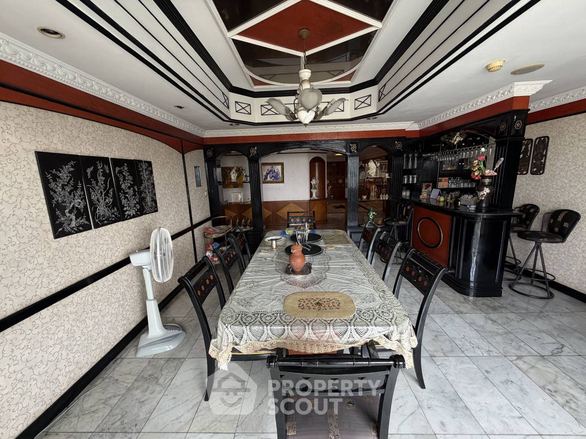 รูป คอนโด 3-ห้องนอน ที่ โอเรียลเต็ล ทาวเวอร์ คอนโดมิเนียม ใกล้ BTS เอกมัย (ID 3358235) - รูปที่ 3/36