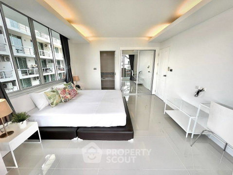 2-BR Condo at Waterford Sukhumvit 50 Condominium near BTS On Nut (ID 1307727)