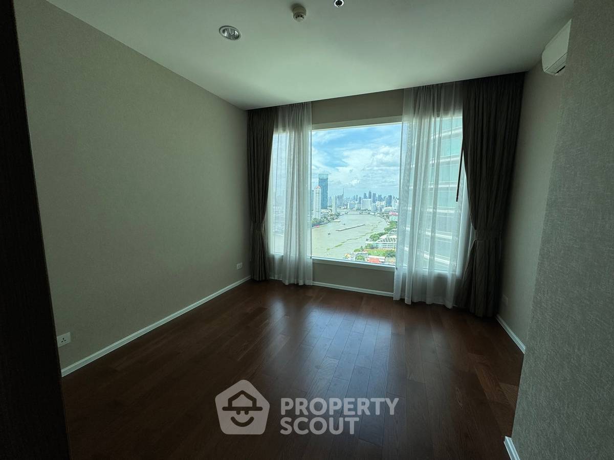 picture 2-BR Condo at Menam Residences in Wat Phraya Krai (ID 3360407) - 10/15