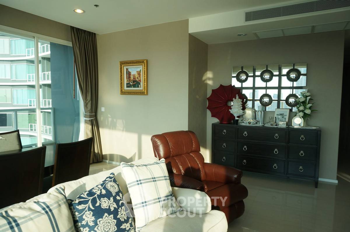 picture 2-BR Condo at Menam Residences in Wat Phraya Krai (ID 3360407) - 14/15