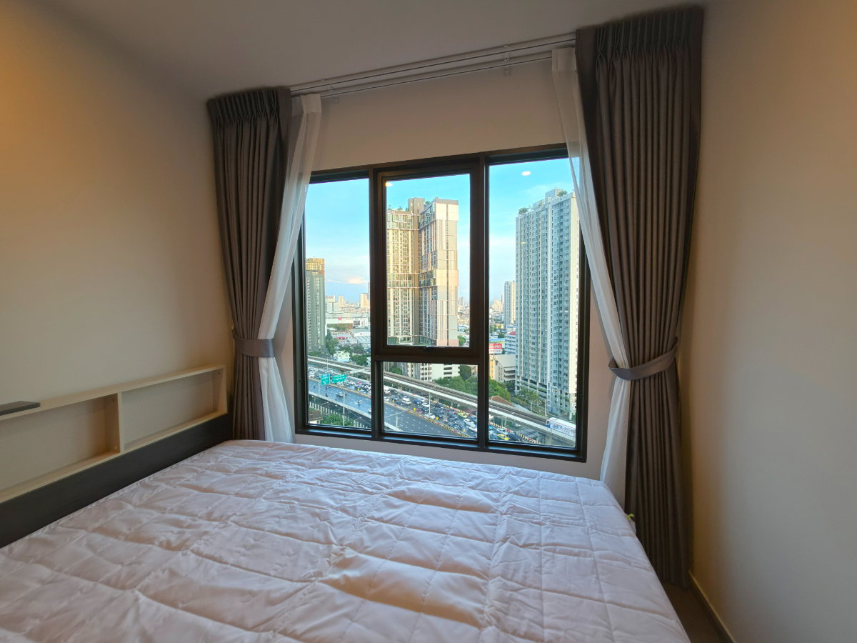 รูป อาคาร A**ห้องใหม่มือ 1 แต่งเสร็จ ให้เช่าเลยครับ วิวสวยมากๆ** Regent Home วุฒากาศ ทำเล BTS วุฒากาศเพียง 300 เมตร พร้อมอยู่ มีเครื่องซักผ้า!! - รูปที่ 12/51