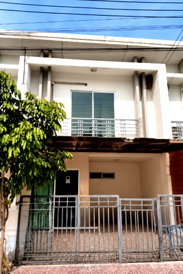 Townhouses for sale Bangkok : 🏡 2-Storey Townhome, 3 Bedrooms, 100 sq.m. Usable Area ✨🏡 Pruksa Town Next Phraya Suren
