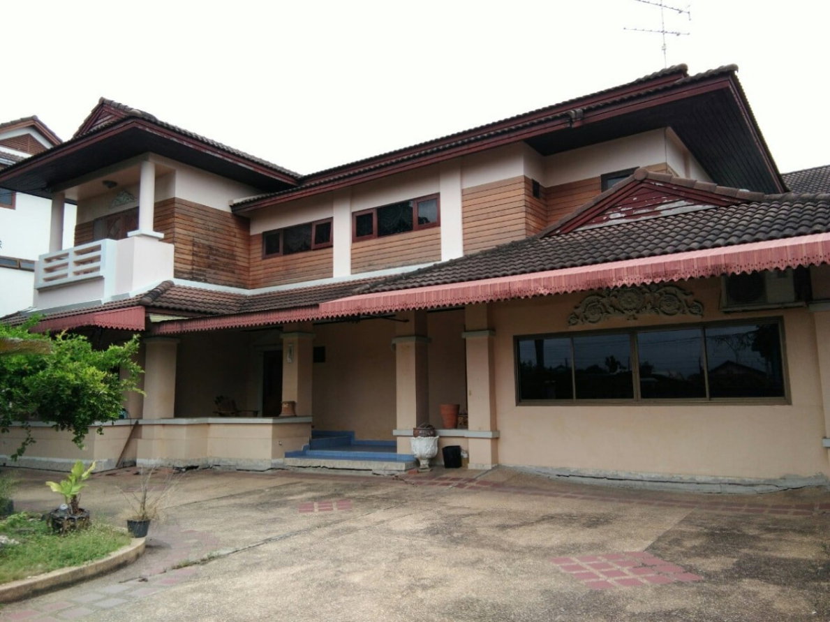 รูป ให้เช่าบ้านเดี่ยว 160 ตร.ว. 2 ชั้น 4 ห้องนอน 3 ห้องน้ำ หมู่บ้านสินบดี 3 ซอยประชาอุทิศ 72 - รูปที่ 8/25