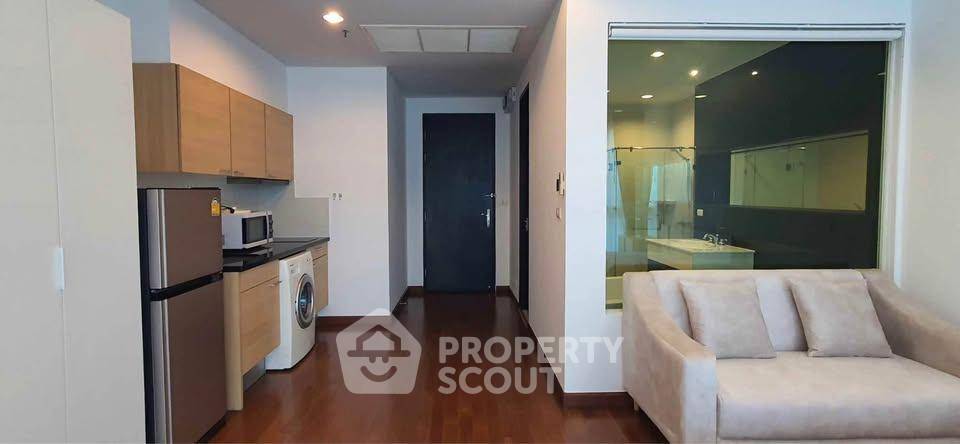 picture Studio Condo at The Address Chidlom near BTS Chit Lom (ID 2855307) - 3/6