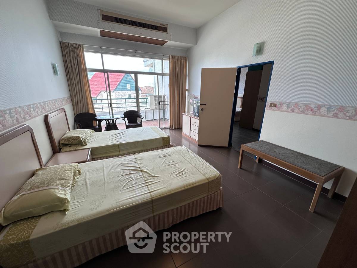 picture 1-BR Condo at Cha-am Condominium in Cha-Am (ID 3282871) - 11/15