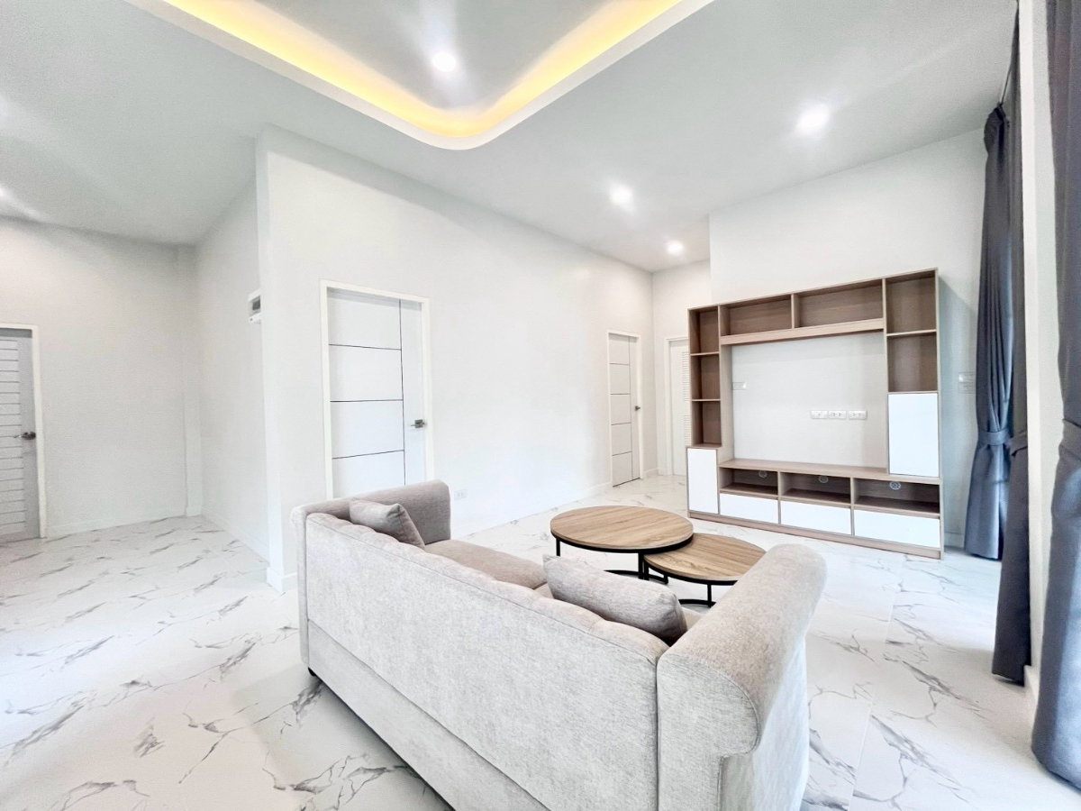รูป 🏙️ ขายด่วน! บ้านเดี่ยว 3 ห้องนอน คาริสม่า วิลล์ สันผักหวาน หางดง 📞 063-6649056 - รูปที่ 4/23