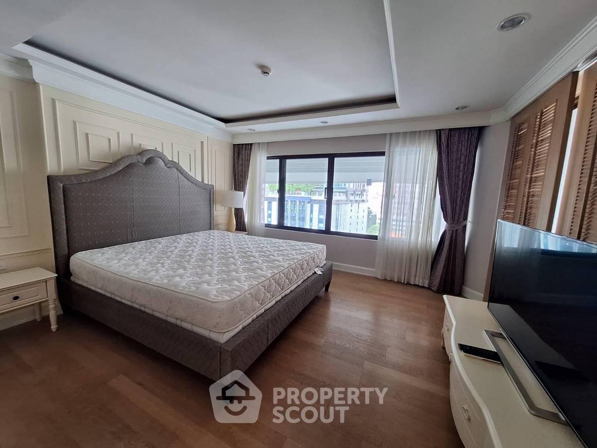 รูป คอนโด 3-ห้องนอน ที่ เลอ รัฟฟิเน่ สุขุมวิท 24 คอนโดมิเนียม ใกล้ BTS พร้อมพงษ์ (ID 1955068) - รูปที่ 13/17