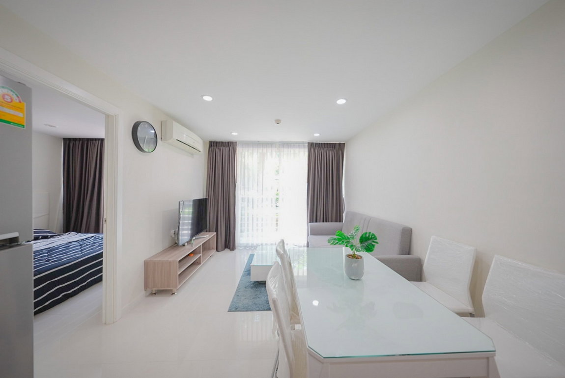 รูป Call : 099-624-1956 Condo Elements Srinakarin ตรงข้ามซีคอนสแควร์ 58 ตารางเมตร 2 ห้องนอน 2 ห้องน้ำ ชั้น 1 ตึก 4 ติดสระว่ายน้ำ ตกแต่งครบ (Owner Post) - รูปที่ 2/13