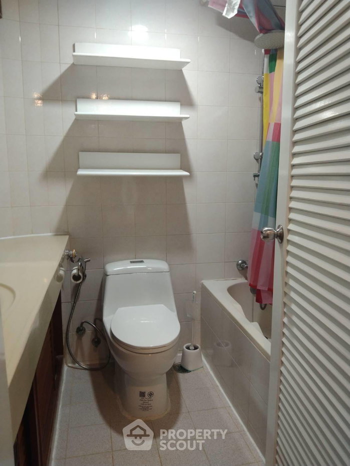 picture Pet-Friendly 1-BR Condo At 49 Suites Near BTS Thong Lor (ID 2994236) - 6/10