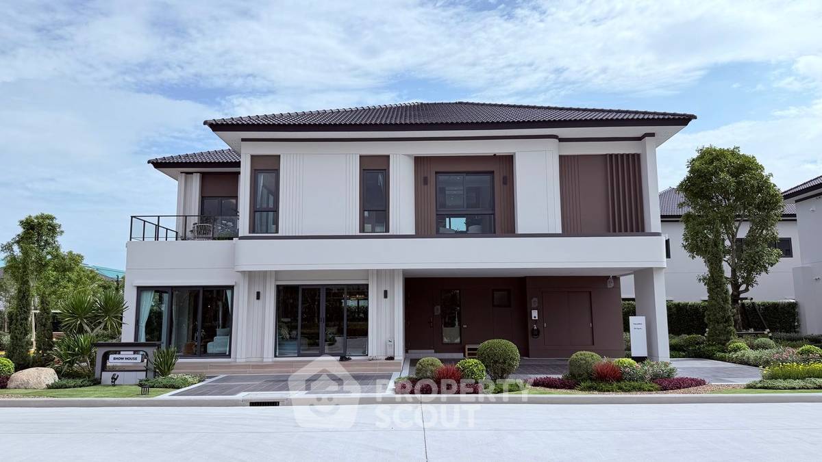 รูป บ้าน 4-ห้องนอน ที่ เซนโทร เพชรเกษม-บางบอน ใน หนองแขม (ID 3358288) - รูปที่ 1/19