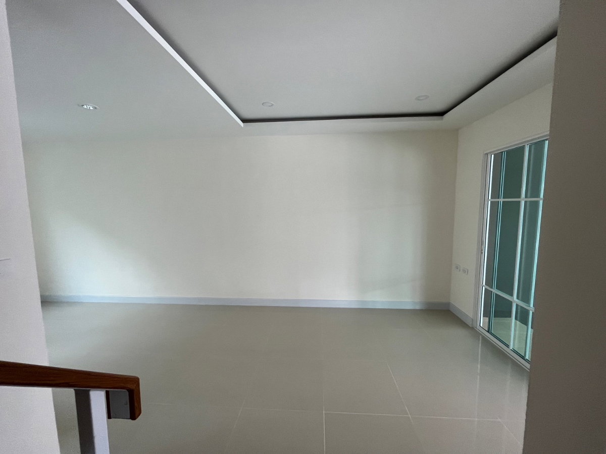 รูป ขายบ้านเดี่ยว บ้านแผด และ ทาวน์โฮม - รูปที่ 8/13