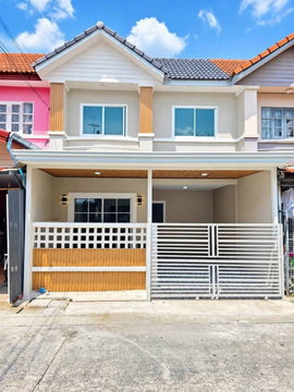 MEE. บ้านสวย หน้ากว้าง 6 เมตร หมู่บ้านบัวทอง 4 ถนนบ้านกล้วย – ไทรน้อย บางบัวทอง รีโนเวทใหม่ ใกล้เซ็นทรัล เวสเกต