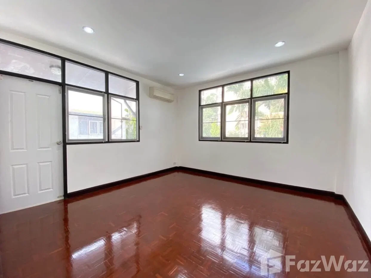 รูป บ้านเดี่ยวให้เช่า 4 ห้องนอน ใน จอมพล, กรุงเทพมหานคร 6828268 - รูปที่ 5/10