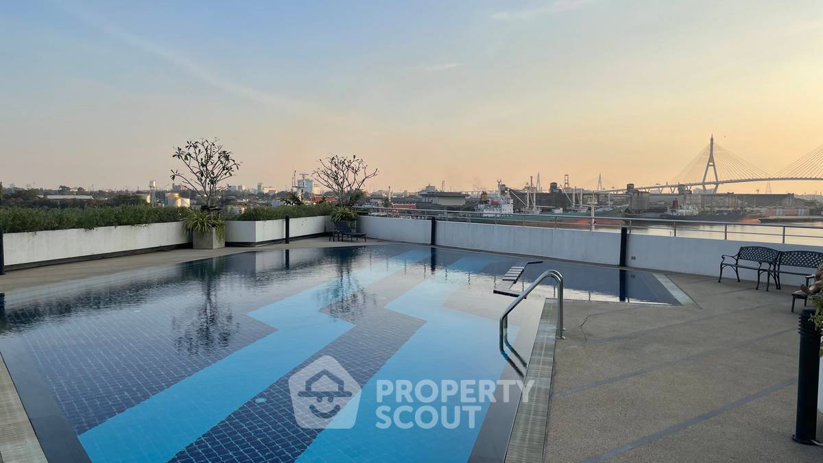 picture 2-BR Condo at Royal River Place in Bang Phong Phang (ID 680728) - 9/10