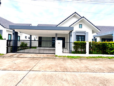 Houses for sale Chiang Mai : 🏙️ **Urgent Sale! 3-Bedroom Detached House at Charisma Ville, San Phak Wan, Hang Dong, Chiang Mai 📞 063-664-9056
