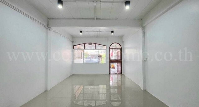 รูป ทาวน์เฮ้าส์ สนามบินน้ำ ซอยนนทบุรี 20 (ซอยโรงน้ำแข็ง) รีโนเวทใหม่ หลังริม ราคาถูก - รูปที่ 9/22